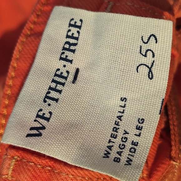 NWOT We The Free Waterfall Baggy Wideleg | Size 25 Short - Picture 4 of 4